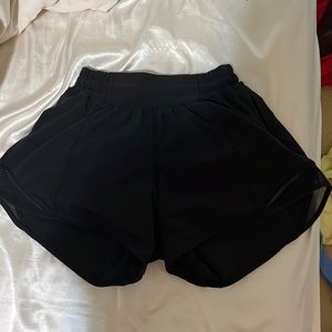 Lululemon black hottie hot shorts
